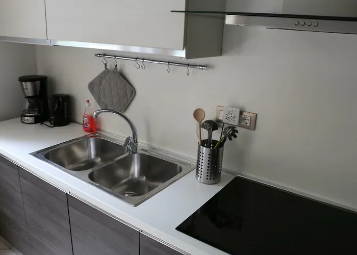 Larcher - Meinhard *